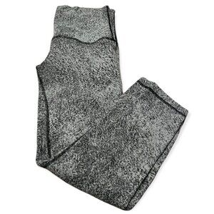 Lululemon HR crops